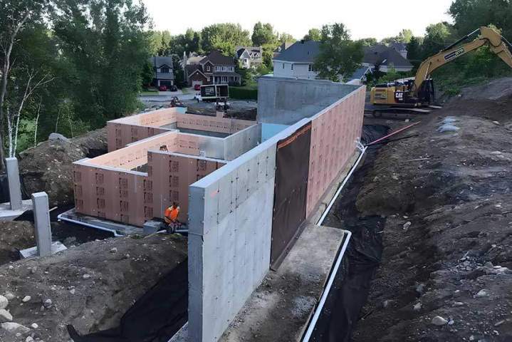 Travaux d'excavation pour résidences neuves ou existantes.